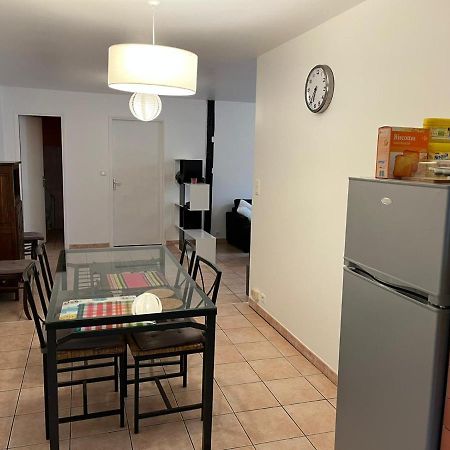 Maison au coeur de la rue pietonne Saint-Jean-Pied-de-Port Extérieur photo