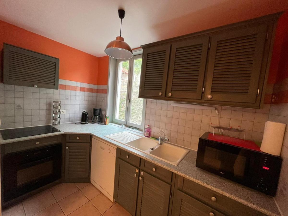 Maison au coeur de la rue pietonne Saint-Jean-Pied-de-Port Extérieur photo