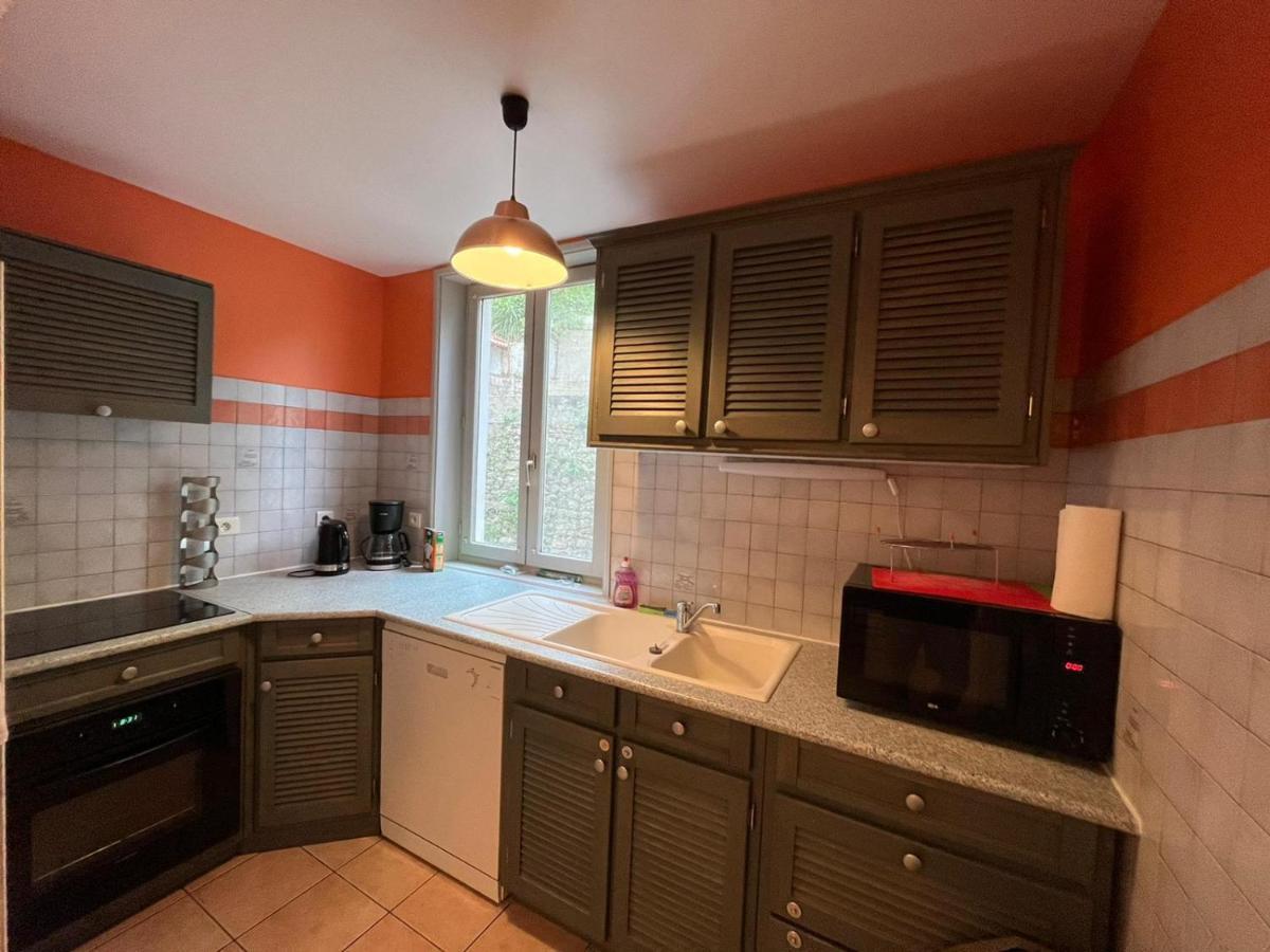 Maison au coeur de la rue pietonne Saint-Jean-Pied-de-Port Extérieur photo
